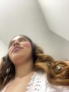 CharlotteBrownn  online show from March 4, 2026, 12:07 am