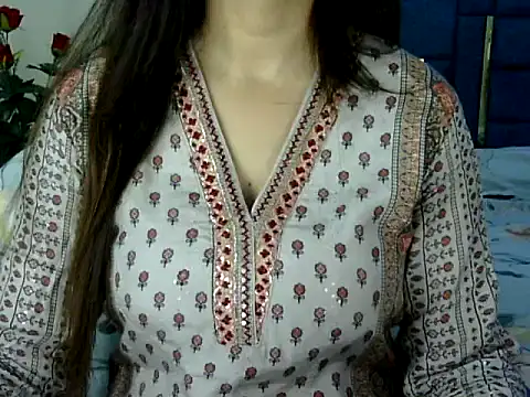 Snapshot of Rumi_cute chatting on May 11, 2026, 5:54 pm Rumi cute online show from May 11, 2026, 5:54 pm