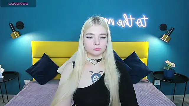 Snapshot of RuthBryant chatting on October 8, 2025, 1:07 am RuthBryant online show from October 8, 2025, 1:07 am