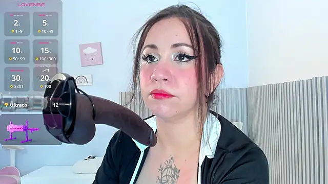 Snapshot of ori_whore chatting on September 28, 2025, 3:35 am ori whore online show from September 28, 2025, 3:35 am