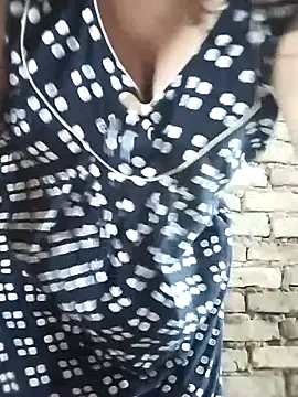 rani8008 online show from September 28, 2025, 6:42 am