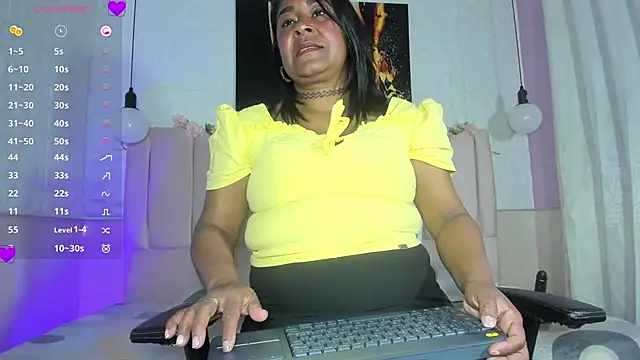 mya blaze online show from September 24, 2025, 12:22 pm