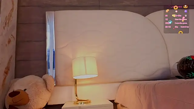 Snapshot of MeganAdamms chatting on October 28, 2025, 11:53 am MeganAdamms online show from October 28, 2025, 11:53 am