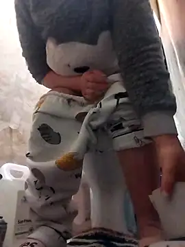 Funny Karina online show from February 5, 2026, 6:53 am