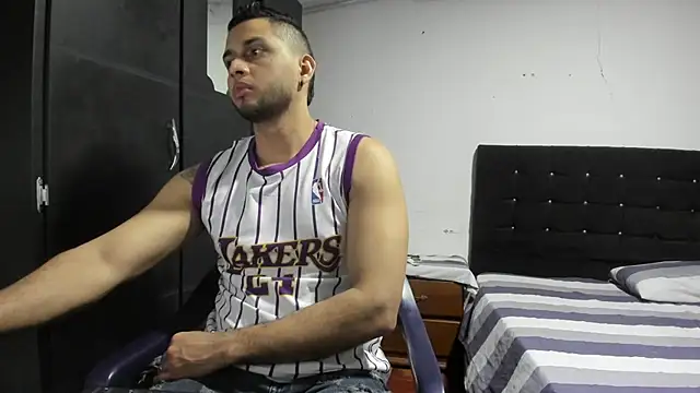 Ryan xc1 online show from January 9, 2026, 2:07 am