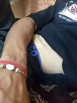 Snapshot of coupleyug chatting on September 20, 2025, 8:41 am coupleyug online show from September 20, 2025, 8:41 am