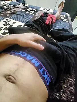 Snapshot of coupleyug chatting on November 8, 2025, 2:20 pm coupleyug online show from November 8, 2025, 2:20 pm