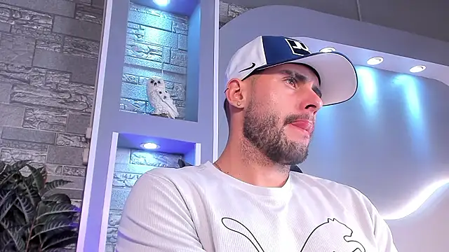 dominic de luca online show from February 5, 2026, 4:52 am