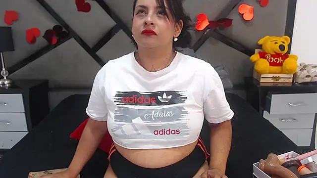 Snapshot of Naia69 chatting on February 25, 2026, 11:54 am Naia69 online show from February 25, 2026, 11:54 am