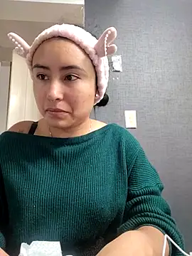 Snapshot of Venus_Rivers chatting on October 10, 2025, 1:34 pm Venus Rivers online show from October 10, 2025, 1:34 pm