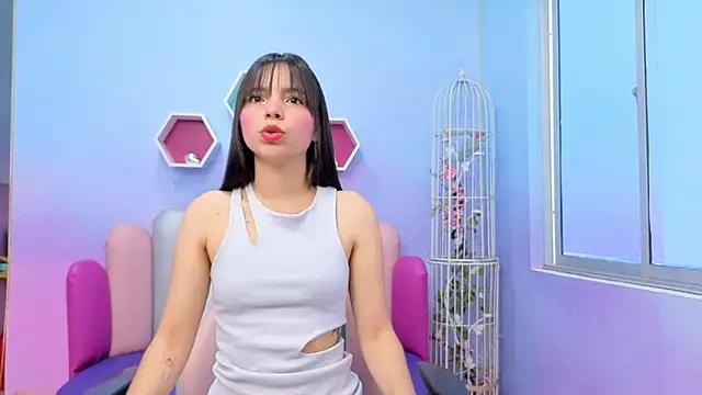 Snapshot of Issa_Skinny_ chatting on September 29, 2025, 11:38 am Issa Skinny online show from September 29, 2025, 11:38 am
