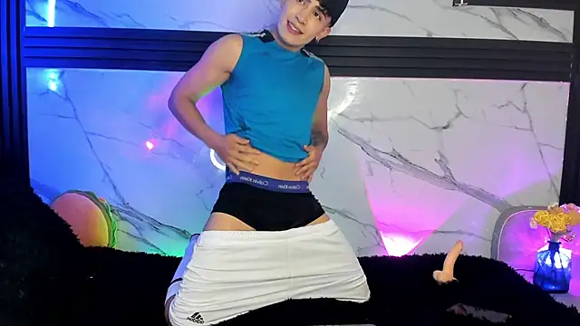 Snapshot of Saimonvela chatting on September 19, 2025, 10:19 am Saimonvela online show from September 19, 2025, 10:19 am