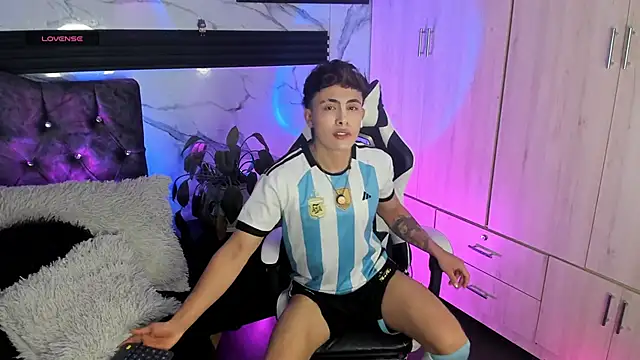 Saimonvela online show from April 16, 2026, 7:09 am