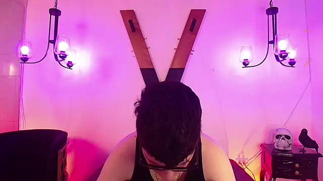 SpencerMontgomery online show from November 20, 2025, 7:14 pm