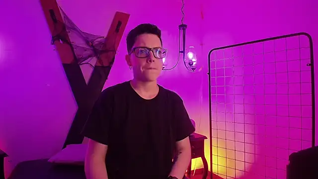 SpencerMontgomery online show from November 8, 2025, 7:39 pm