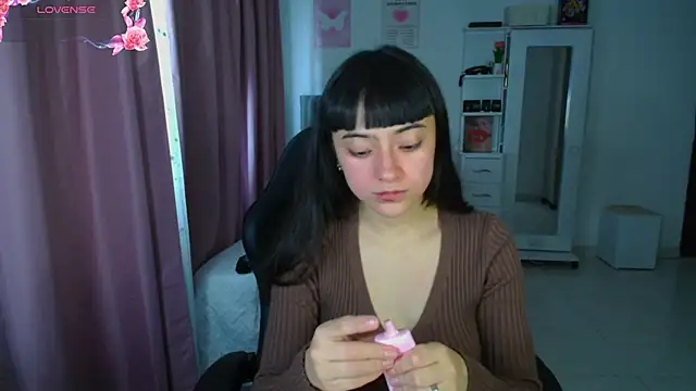 Snapshot of violetta_blackk chatting on July 13, 2026, 2:16 pm violetta blackk online show from July 13, 2026, 2:16 pm