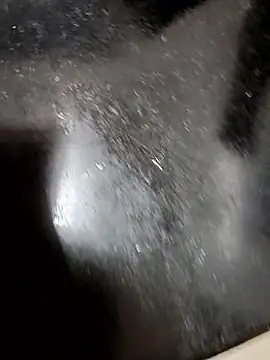 Snapshot of Mr_Batting_Man chatting on October 15, 2025, 5:43 pm Mr Batting Man online show from October 15, 2025, 5:43 pm