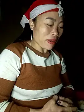 CoMay003 online show from January 10, 2026, 1:34 am