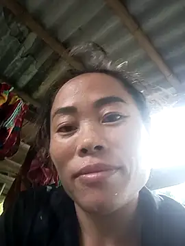 Snapshot of CoMay003 chatting on October 21, 2025, 9:41 am CoMay003 online show from October 21, 2025, 9:41 am