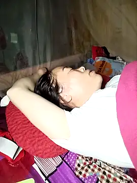 Snapshot of CoMay003 chatting on October 26, 2025, 7:25 pm CoMay003 online show from October 26, 2025, 7:25 pm