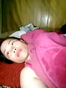 CoMay003 online show from April 4, 2026, 6:25 pm