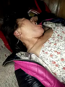 CoMay003 online show from January 6, 2026, 9:41 pm