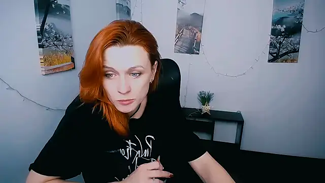 Snapshot of PeppyMia chatting on February 24, 2026, 7:31 am PeppyMia online show from February 24, 2026, 7:31 am