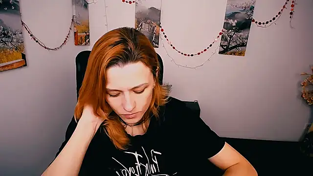 Snapshot of PeppyMia chatting on February 8, 2026, 7:17 am PeppyMia online show from February 8, 2026, 7:17 am