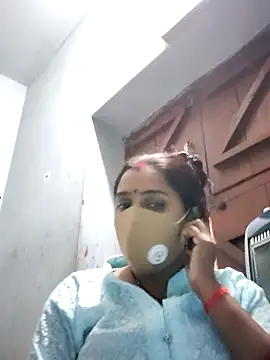 SHABNAM G online show from December 18, 2025, 7:46 am