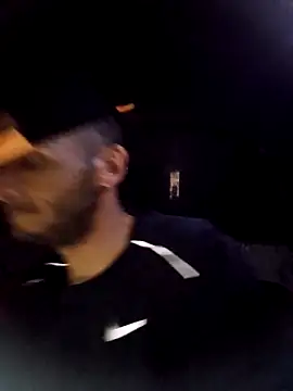 Romance32 online show from October 6, 2025, 4:02 am