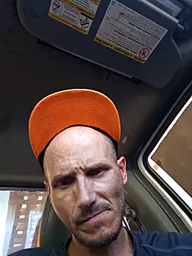 Romance32 online show from October 20, 2025, 6:08 pm