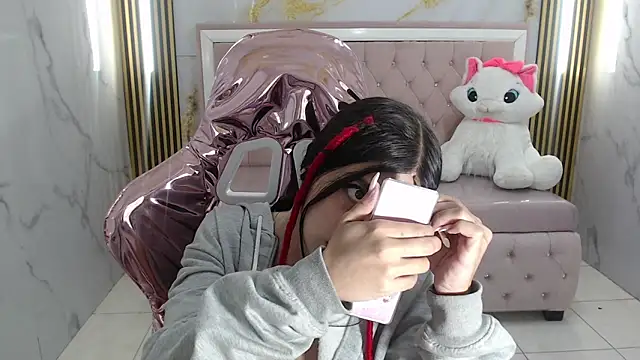 alehp rose s online show from February 11, 2026, 1:11 pm