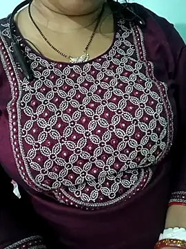 Snapshot of Anjali-bhabhi chatting on February 28, 2026, 5:40 am Anjali-bhabhi online show from February 28, 2026, 5:40 am