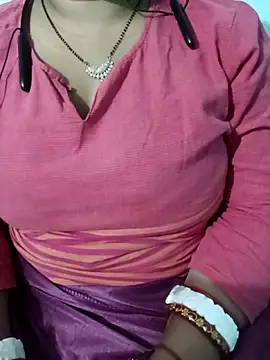 Snapshot of Anjali-bhabhi chatting on February 17, 2026, 7:55 pm Anjali-bhabhi online show from February 17, 2026, 7:55 pm