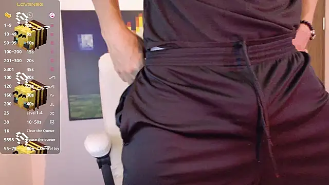 Snapshot of an_drew18 chatting on February 20, 2026, 12:29 pm an drew18 online show from February 20, 2026, 12:29 pm