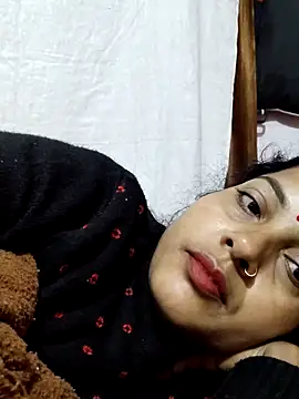 Snapshot of spicysuhana chatting on December 19, 2025, 11:18 pm spicysuhana online show from December 19, 2025, 11:18 pm