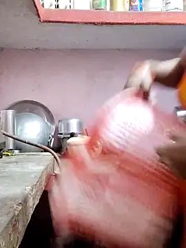 Snapshot of spicysuhana chatting on October 26, 2025, 11:54 am spicysuhana online show from October 26, 2025, 11:54 am