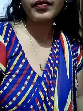 Snapshot of spicysuhana chatting on December 17, 2025, 12:15 am spicysuhana online show from December 17, 2025, 12:15 am