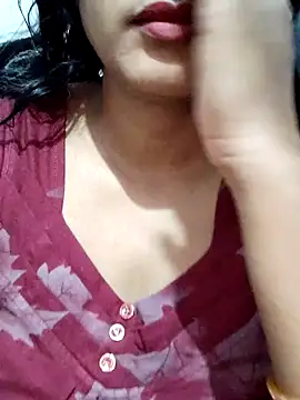 Snapshot of spicysuhana chatting on November 27, 2025, 12:33 am spicysuhana online show from November 27, 2025, 12:33 am