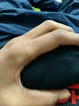 Snapshot of Bio-teacher chatting on November 13, 2025, 4:00 pm Bio-teacher online show from November 13, 2025, 4:00 pm