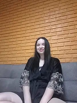 VoxxAura online show from November 13, 2025, 10:57 pm