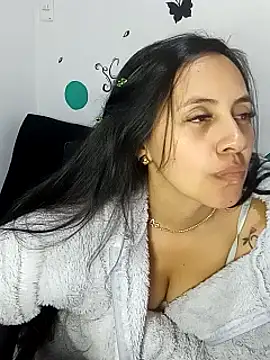 Snapshot of Nika_Hot chatting on October 6, 2025, 9:54 am Nika Hot online show from October 6, 2025, 9:54 am