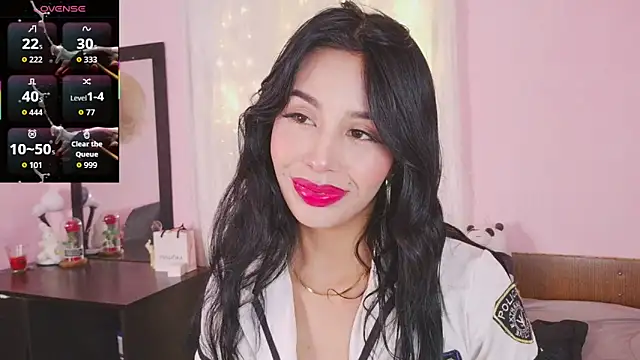 Miss Charlottet online show from April 17, 2026, 10:34 pm