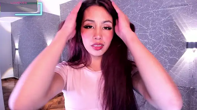 Miss Charlottet online show from October 13, 2025, 10:21 pm