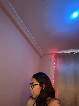 princesaliay online show from March 11, 2026, 10:53 am