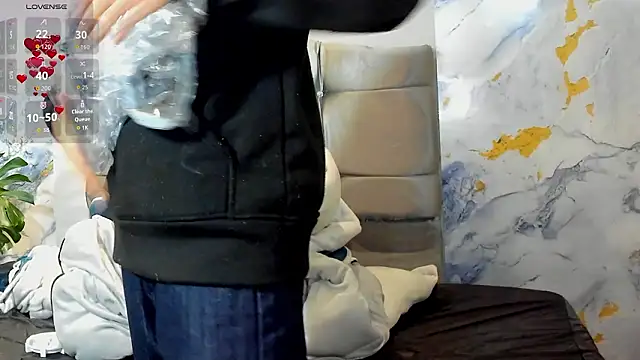 Snapshot of Room_69x chatting on February 17, 2026, 3:26 am Room 69x online show from February 17, 2026, 3:26 am