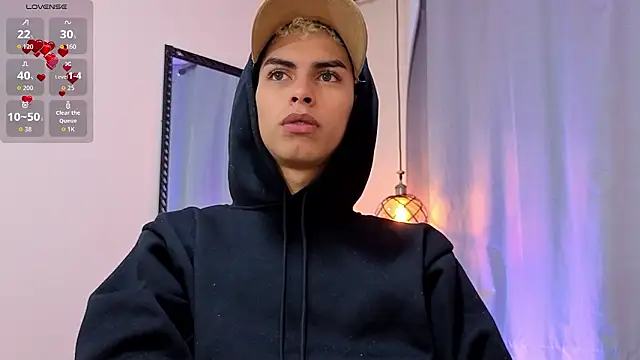 Snapshot of Room_69x chatting on February 22, 2026, 3:31 am Room 69x online show from February 22, 2026, 3:31 am