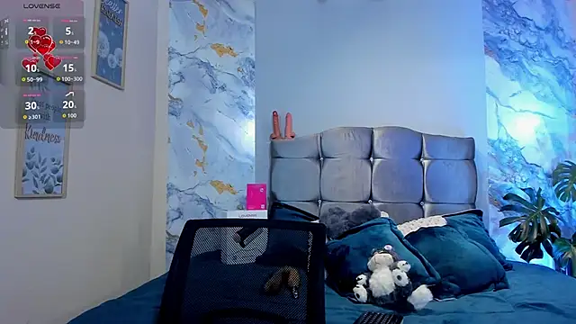 Snapshot of Room_69x chatting on February 18, 2026, 3:37 am Room 69x online show from February 18, 2026, 3:37 am