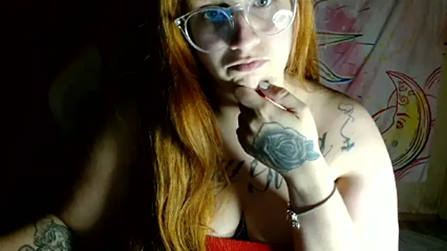 witchkiki online show from December 4, 2025, 4:22 am