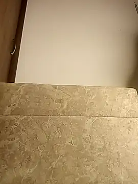 linda luna29 online show from February 15, 2026, 4:57 am